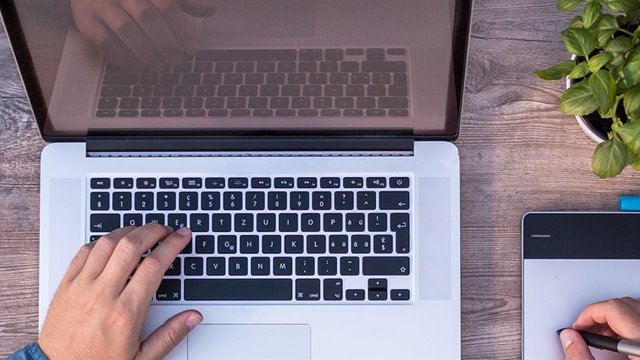 Nettsteder, kurs, podcaster, videoer